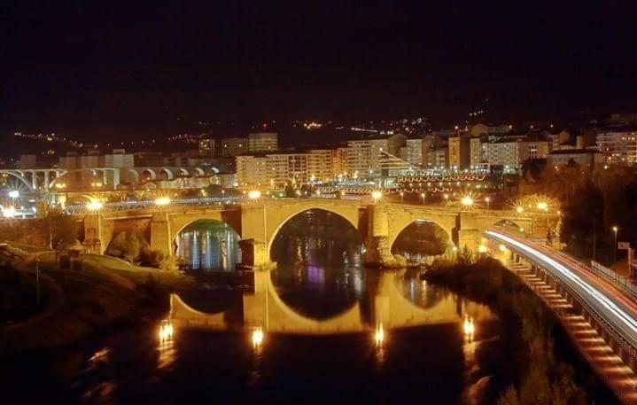 Castelodobispo - Ourense Sobrado del Obispo Esterno foto